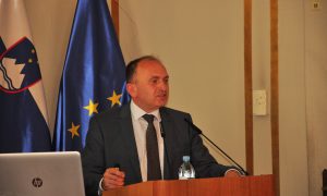 dr. Franci Demšar, direktor NAKVIS